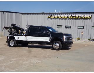 2023 Ford F550 4x4 Crew Cab Lariat